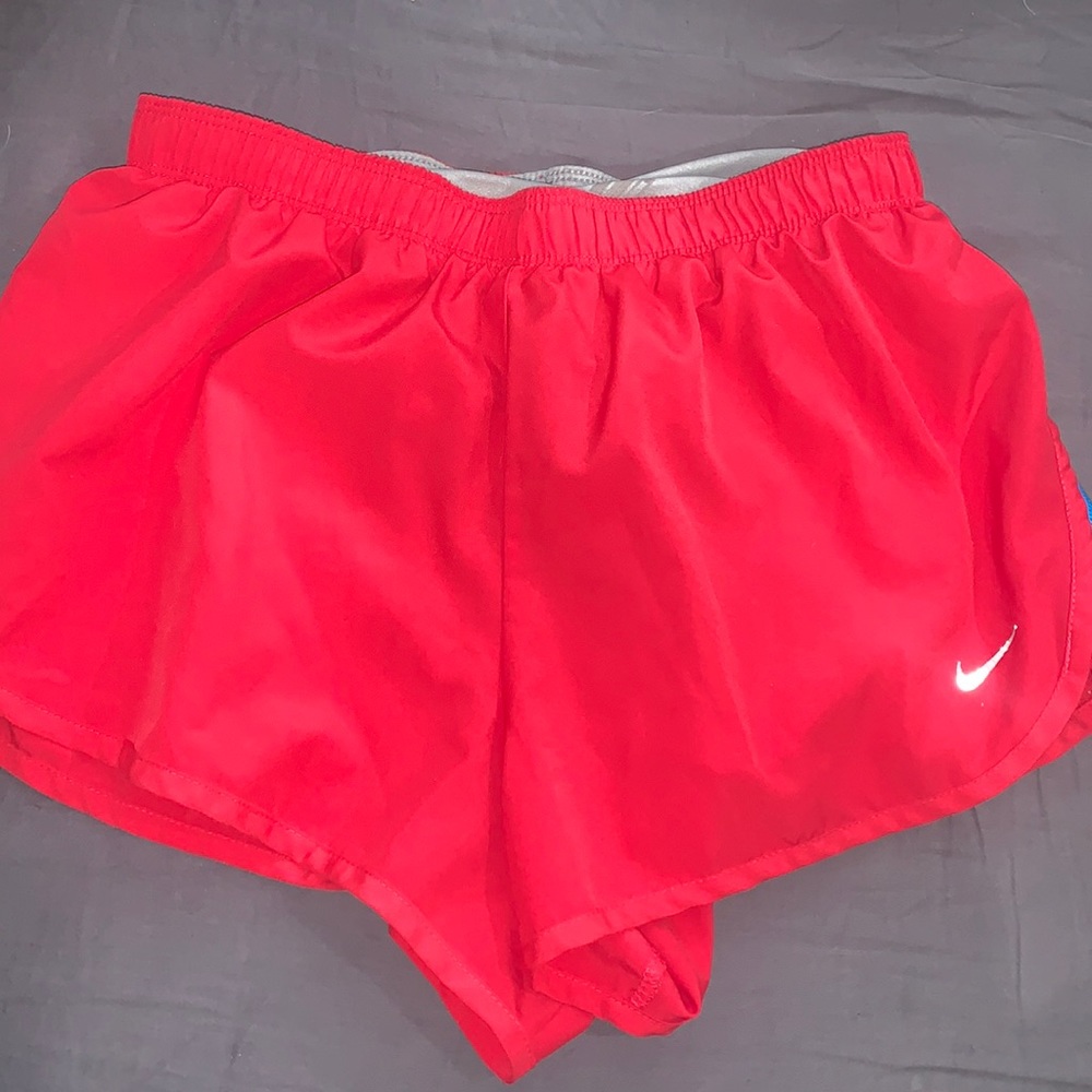 (s) nike dry-fit shorts